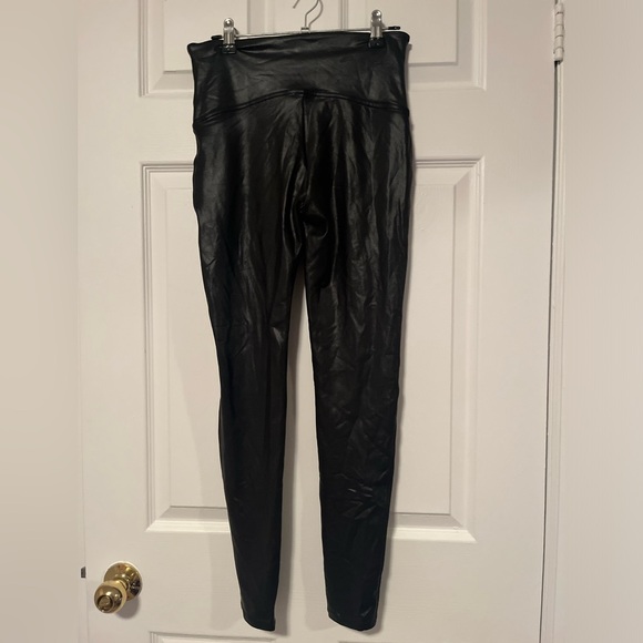 Leather-Looking Spanx Tights - Picture 2 of 3